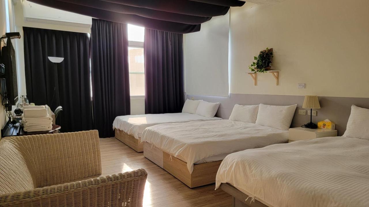Sleepie Muti-Minsu Center Apartment เกาสง ภายนอก รูปภาพ