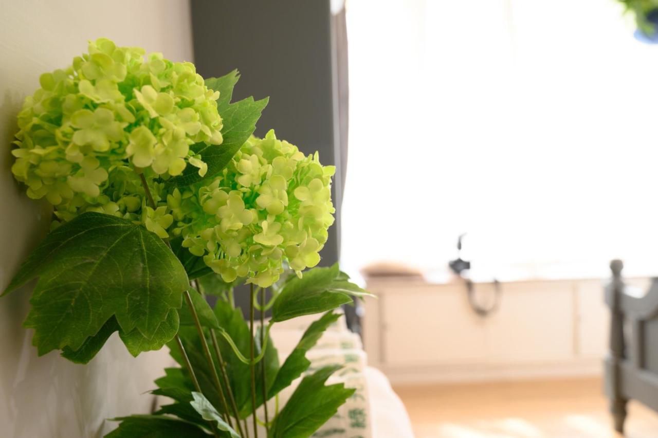 Sleepie Muti-Minsu Center Apartment เกาสง ภายนอก รูปภาพ